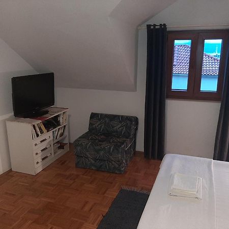 Vila Dora Supetar Διαμέρισμα Δωμάτιο φωτογραφία
