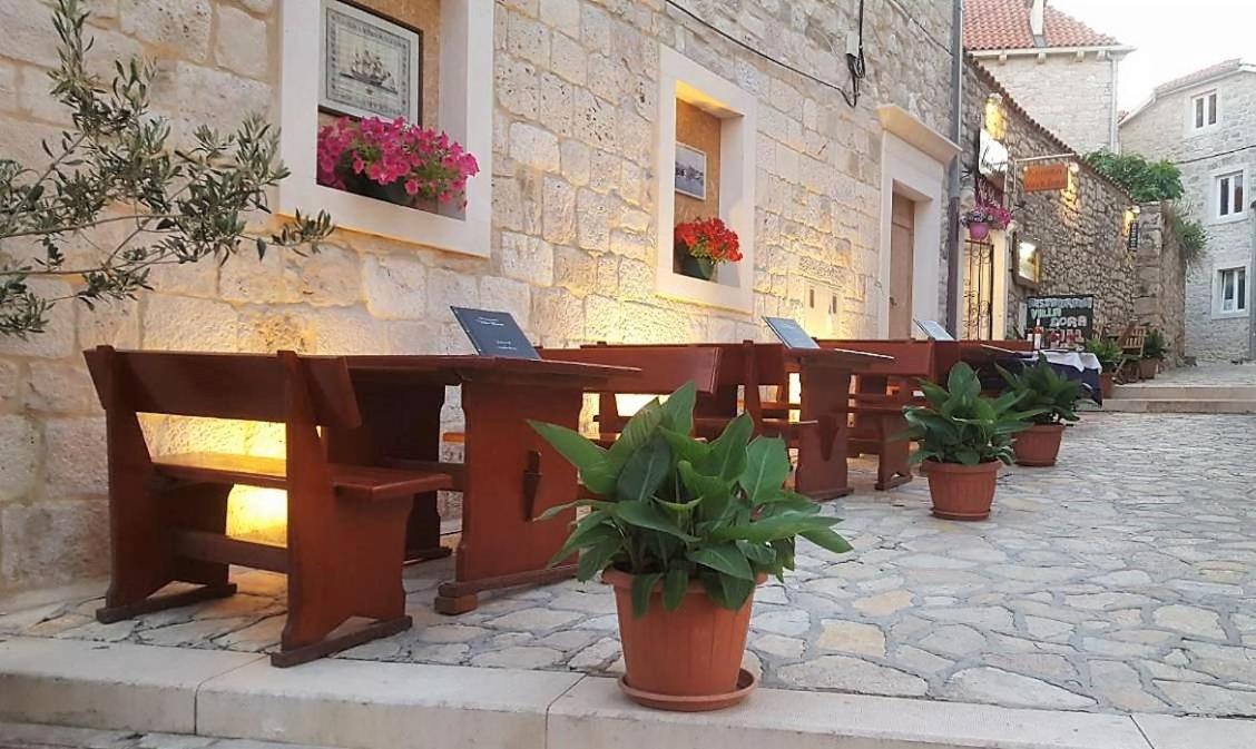 Vila Dora Supetar Διαμέρισμα Εξωτερικό φωτογραφία