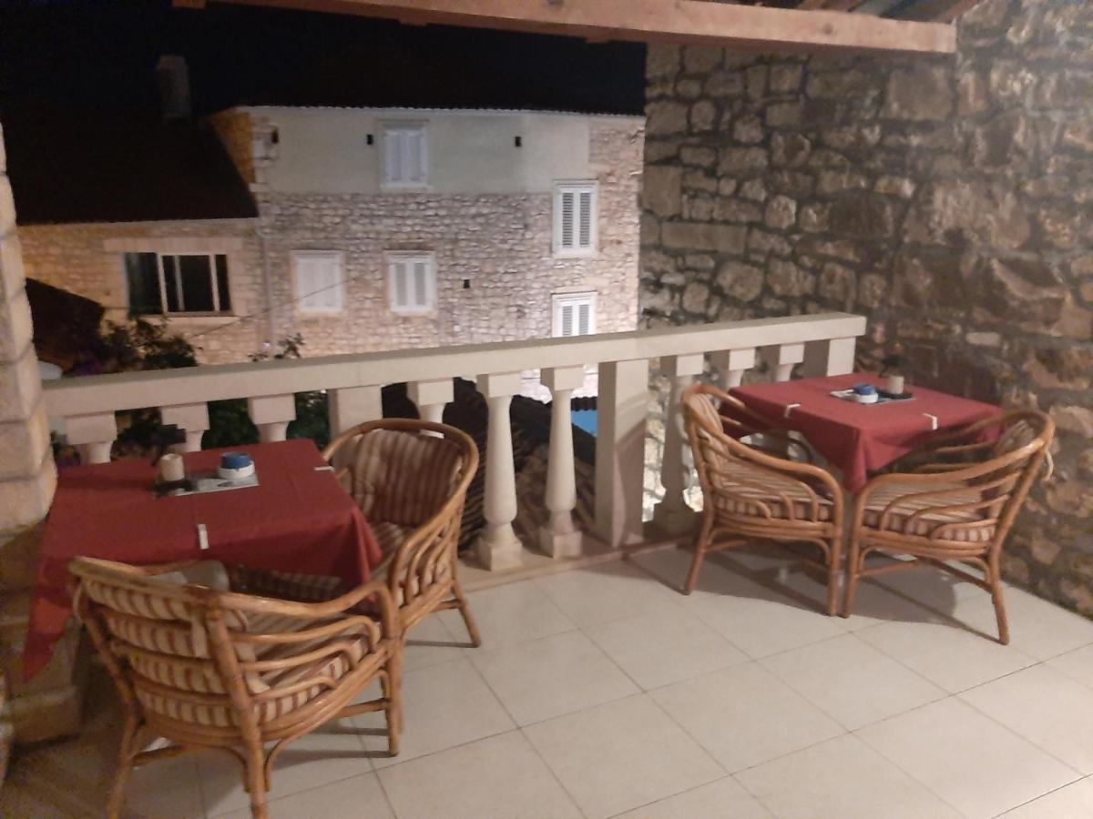 Vila Dora Supetar Διαμέρισμα Εξωτερικό φωτογραφία