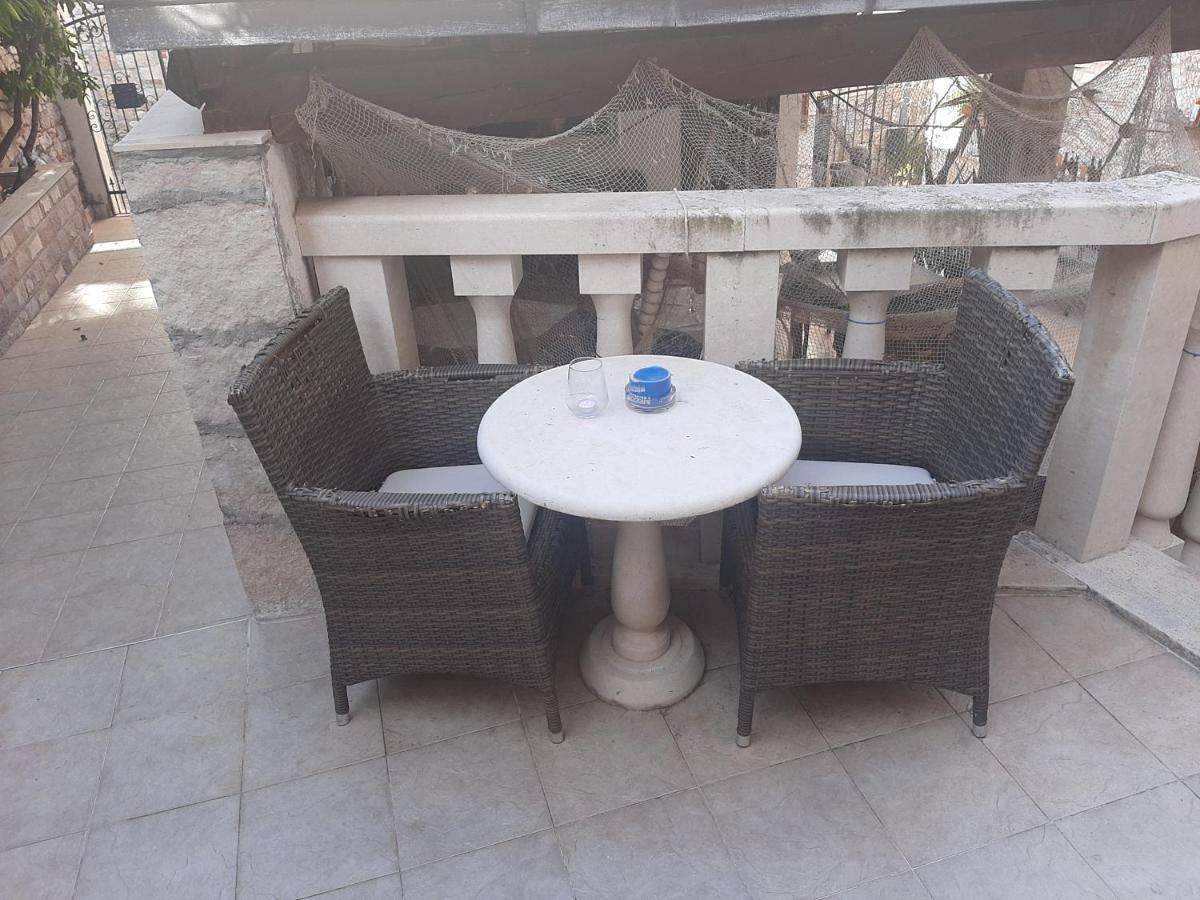 Vila Dora Supetar Διαμέρισμα Εξωτερικό φωτογραφία