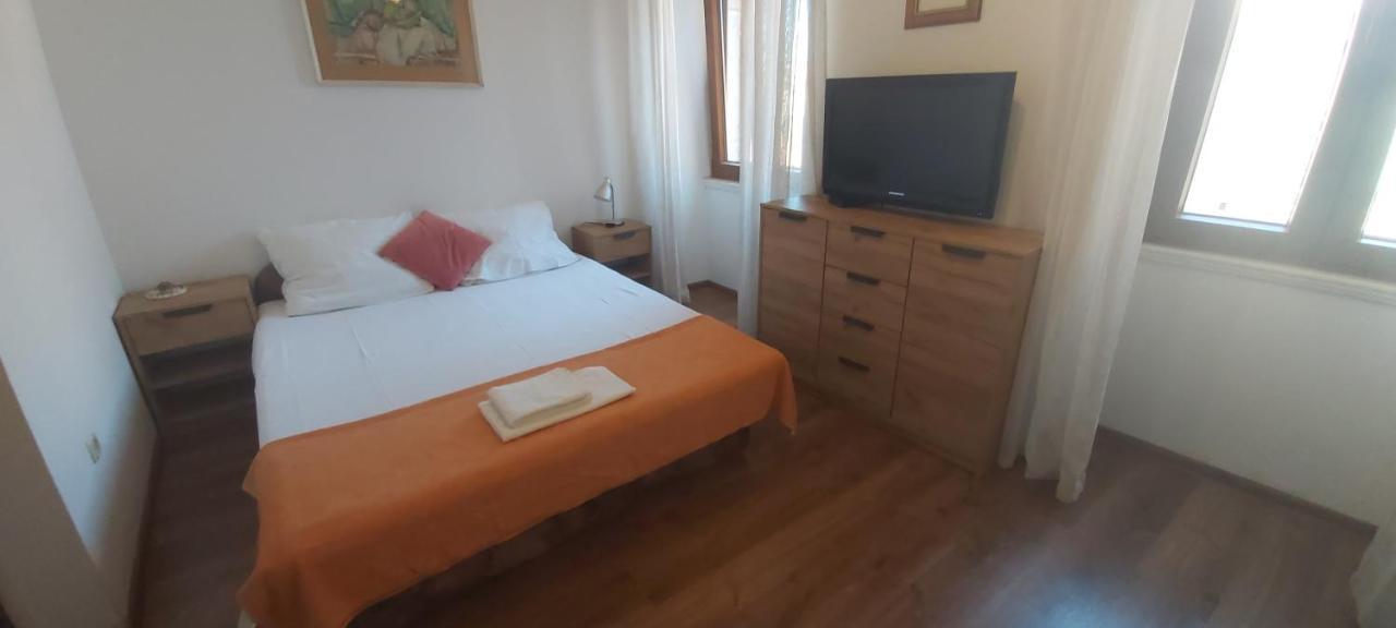 Vila Dora Supetar Διαμέρισμα Εξωτερικό φωτογραφία